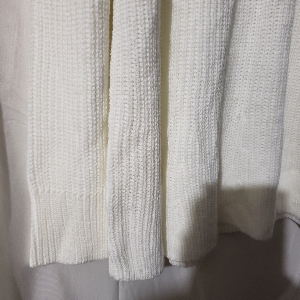 Sweater Size 22/24 - Picture 3 of 3